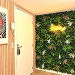 2026 F1 Gp Monaco # - 4 Persons - Hypercenter - Private Parking - Clim - Full Renovated - Fast Wifi مينتون