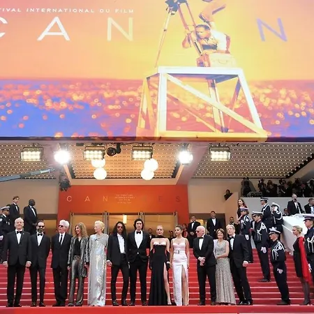 Monaco # - 4 Persons - Hypercenter - Private Parking - Clim - Full Renovated - Fast Wifi Апартаменти *