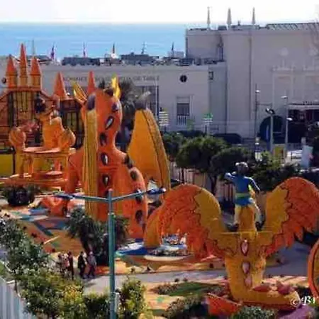 Monaco # - 4 Persons - Hypercenter - Private Parking - Clim - Full Renovated - Fast Wifi * Мантон