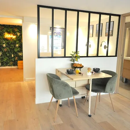 Monaco # - 4 Persons - Hypercenter - And Sun - Private Parking - Clim - Full Renovated - Fast Wifi Ментона