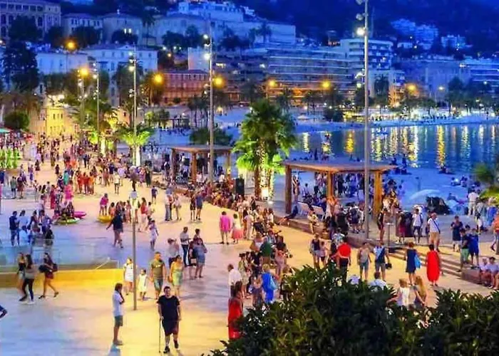 Monaco # - 4 Persons - Hypercenter - Private Parking - Clim - Full Renovated - Fast Wifi Lejlighed