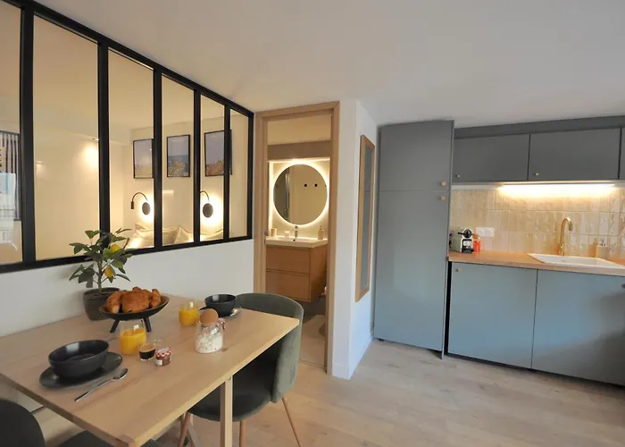 Monaco # - 4 Persons - Hypercenter - Private Parking - Clim - Full Renovated - Fast Wifi Апартаменти *